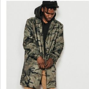 10.Deep long wind breaker camo jacket